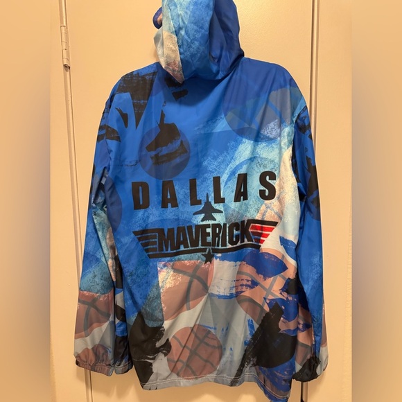 Dallas Mavericks Men XXL KO Windbreaker Jacket Limited Edition - Picture 1 of 8